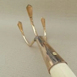 Cultivateur 3 Dents En Cuivre Modèle Taurus - Gamme PKS Bronze -Plantes De Jardin Boutique Cultivateur 3 dents en cuivre modele Taurus Gamme Schauberger 99230 3