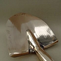 Pelle De Chantier En Cuivre Modèle Libra - Gamme PKS Bronze 11 Pelle De Chantier En Cuivre Modèle Libra - Gamme PKS Bronze -Plantes De Jardin Boutique Pelle de chantier en cuivre modele Libra Gamme Schauberger 99244 4