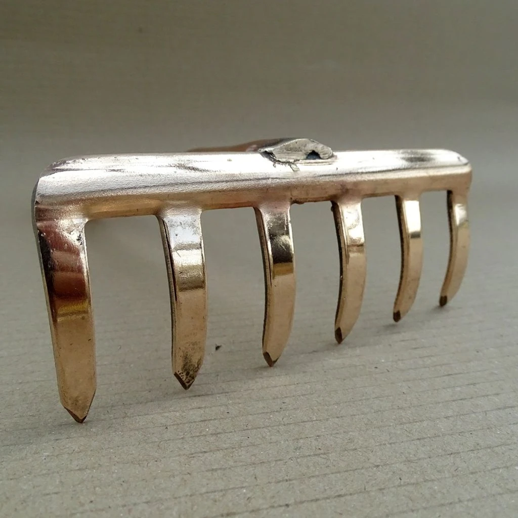 Râteau à Main En Cuivre Modèle Atik - Gamme PKS Bronze 5 Râteau à Main En Cuivre Modèle Atik - Gamme PKS Bronze – Image 3