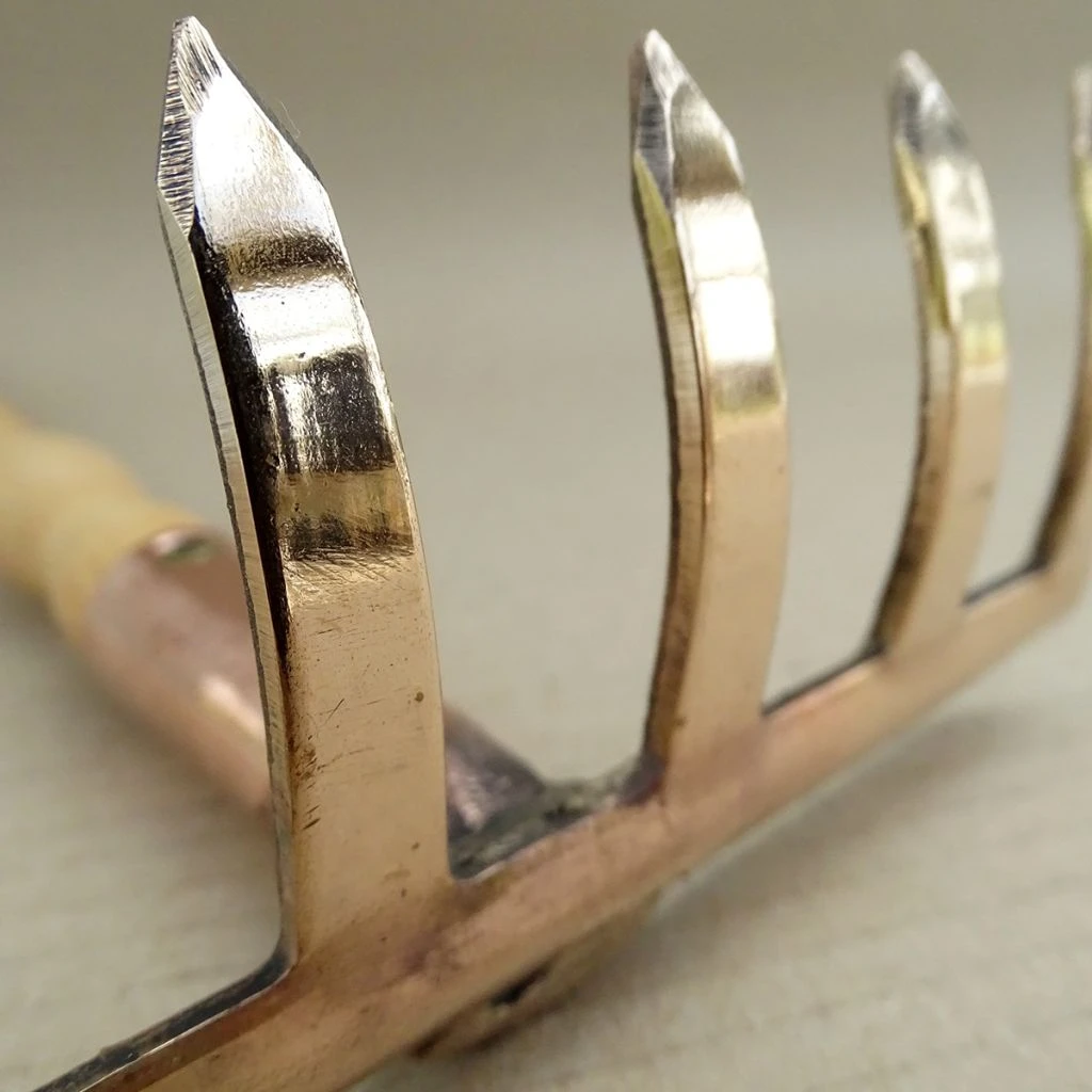 Râteau à Main En Cuivre Modèle Atik - Gamme PKS Bronze 4 Râteau à Main En Cuivre Modèle Atik - Gamme PKS Bronze – Image 2