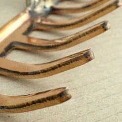 Râteau En Cuivre Modèle Perseus - Gamme PKS Bronze -Plantes De Jardin Boutique Rateau en cuivre modele Perseus Gamme Schauberger 99234 3