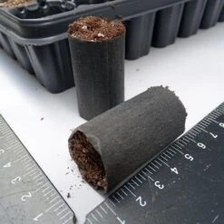 Kit Plateau Et Mottes Fertiss 3 X 5 Cm De Fertil : Plateau De 104 Mottes -Plantes De Jardin Boutique plateau de 104 mottes Fertiss 3x5cm pour bouturage et semis 912460 2